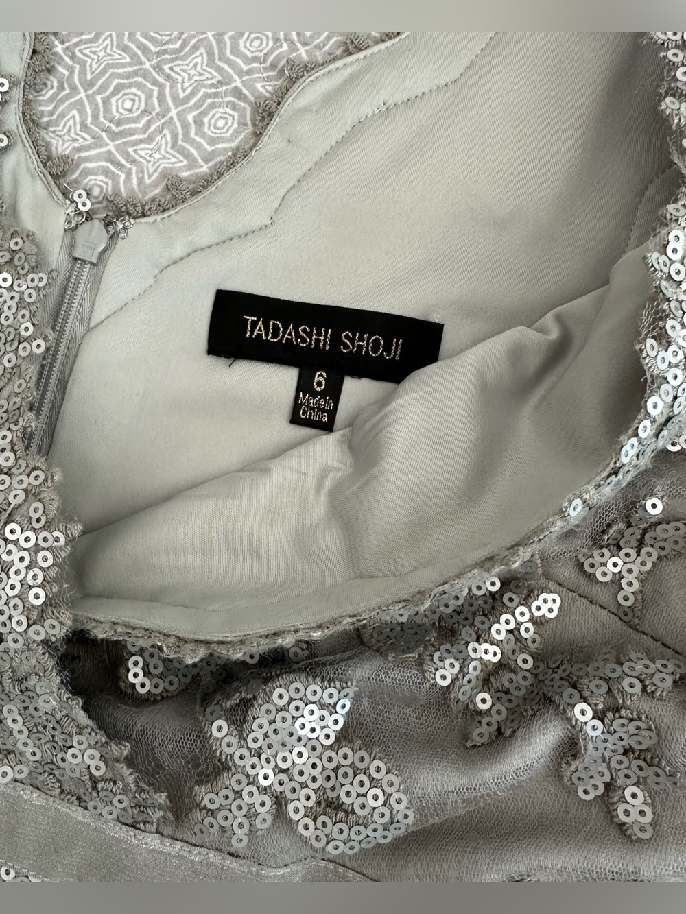 Tadashi Shoji Paillette Sequin Lace Banded Cocktail Sheath Dress Silver Size 6 - Picture 8 of 13